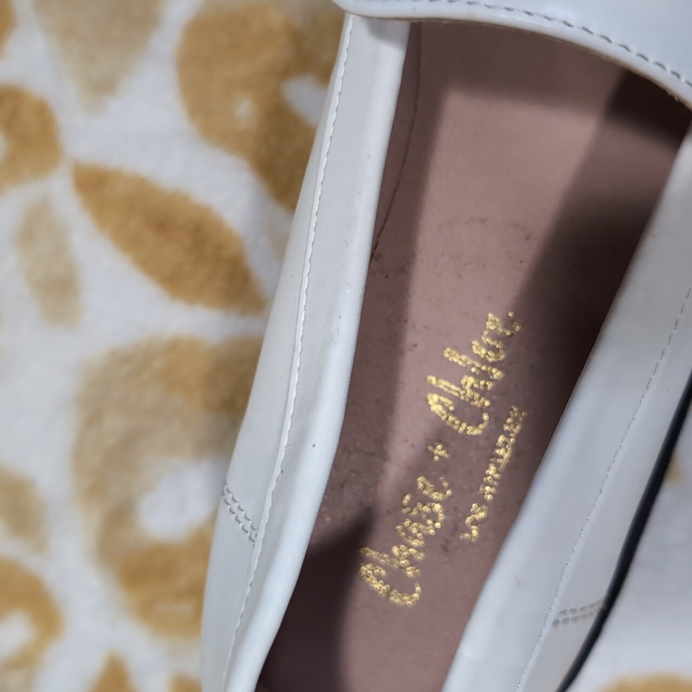 Chase and Chole White Loafers with Gold Chain Detail - Picture 7 of 7